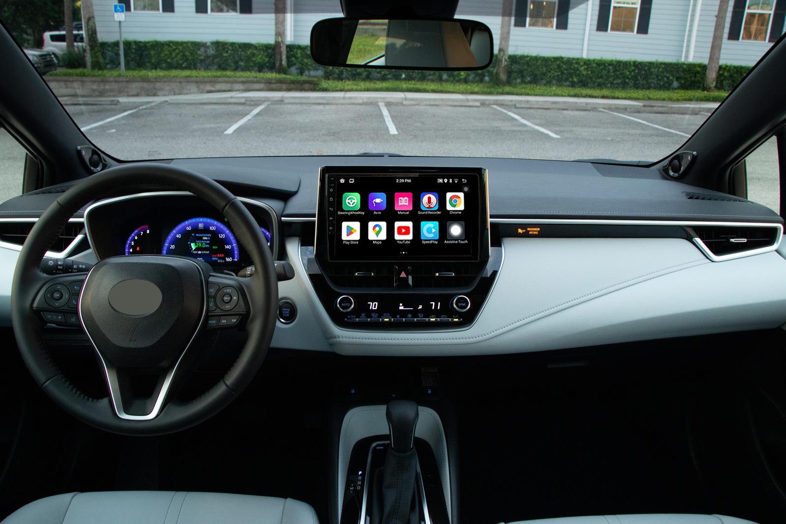 52000 9" UNIVERSAL AVN 2+32  WITH BUILT-IN CARPLAY & ANDROID AUTO