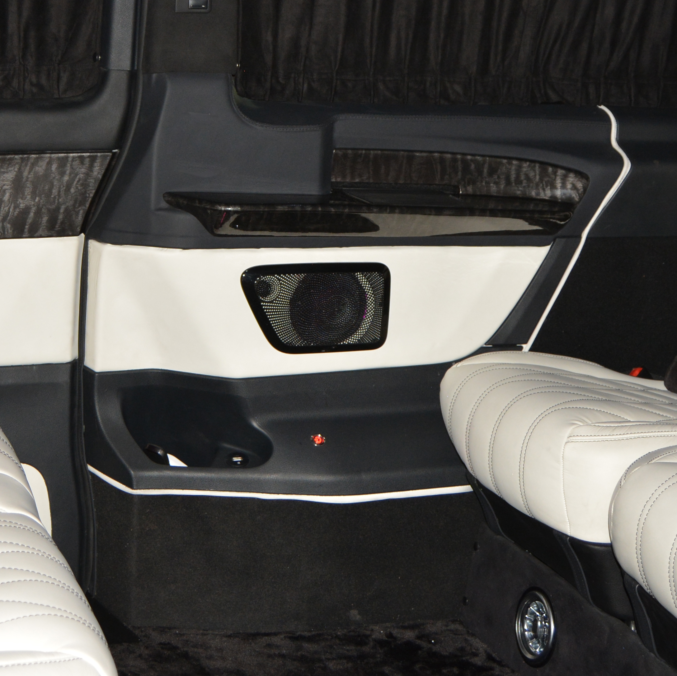 SW-VIP-121 MERCEDES VITO SIDE WALL V2